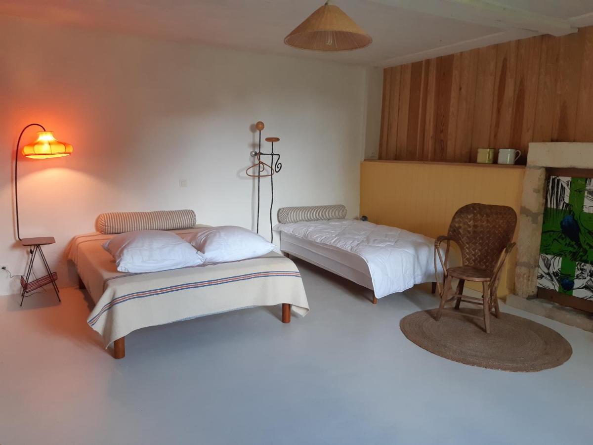 Petite Ferme En Pierre Restauree Pres De Perigueux Champcevinel